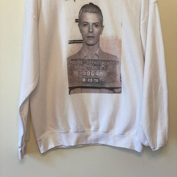 Gildan L pullover crewneck sweatshirt graphic mug shot Billy Idol singer white - Picture 3 of 7